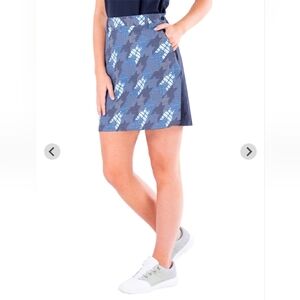 Nivo Women's Simone Print Golf Skort in Navy